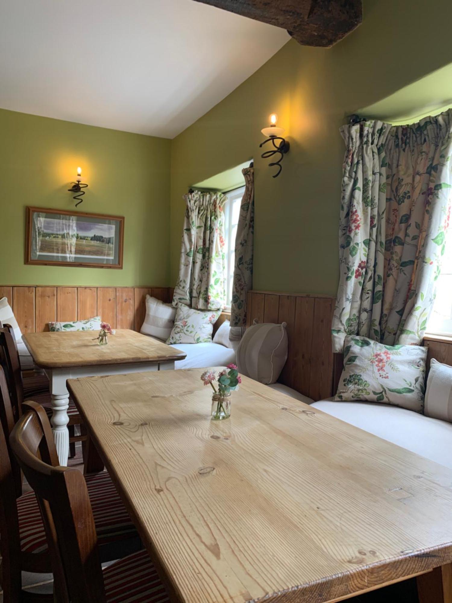 The Kingsdon Inn Екстериор снимка